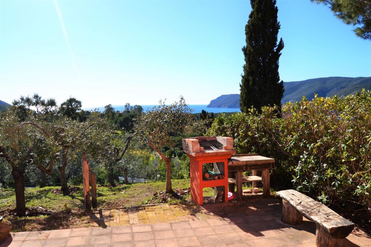 Aparthotel Il Poggio Marcuccio Lacona Exterior foto