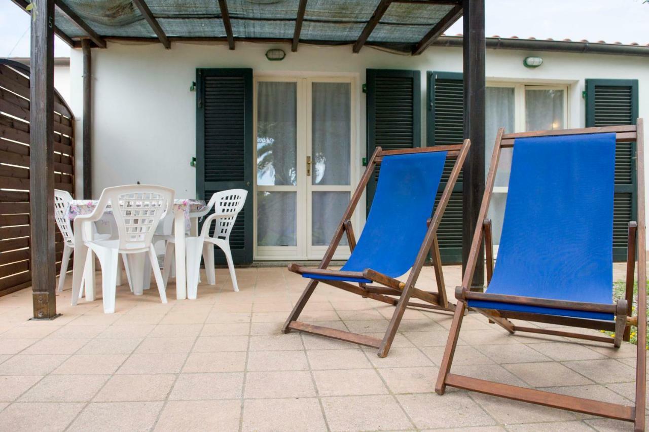 Aparthotel Il Poggio Marcuccio Lacona Exterior foto