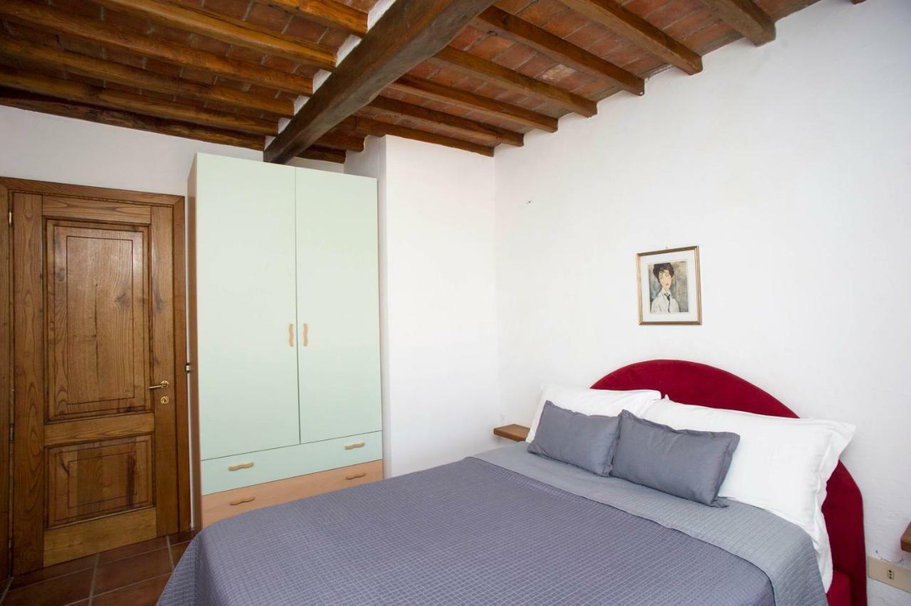 Aparthotel Il Poggio Marcuccio Lacona Exterior foto